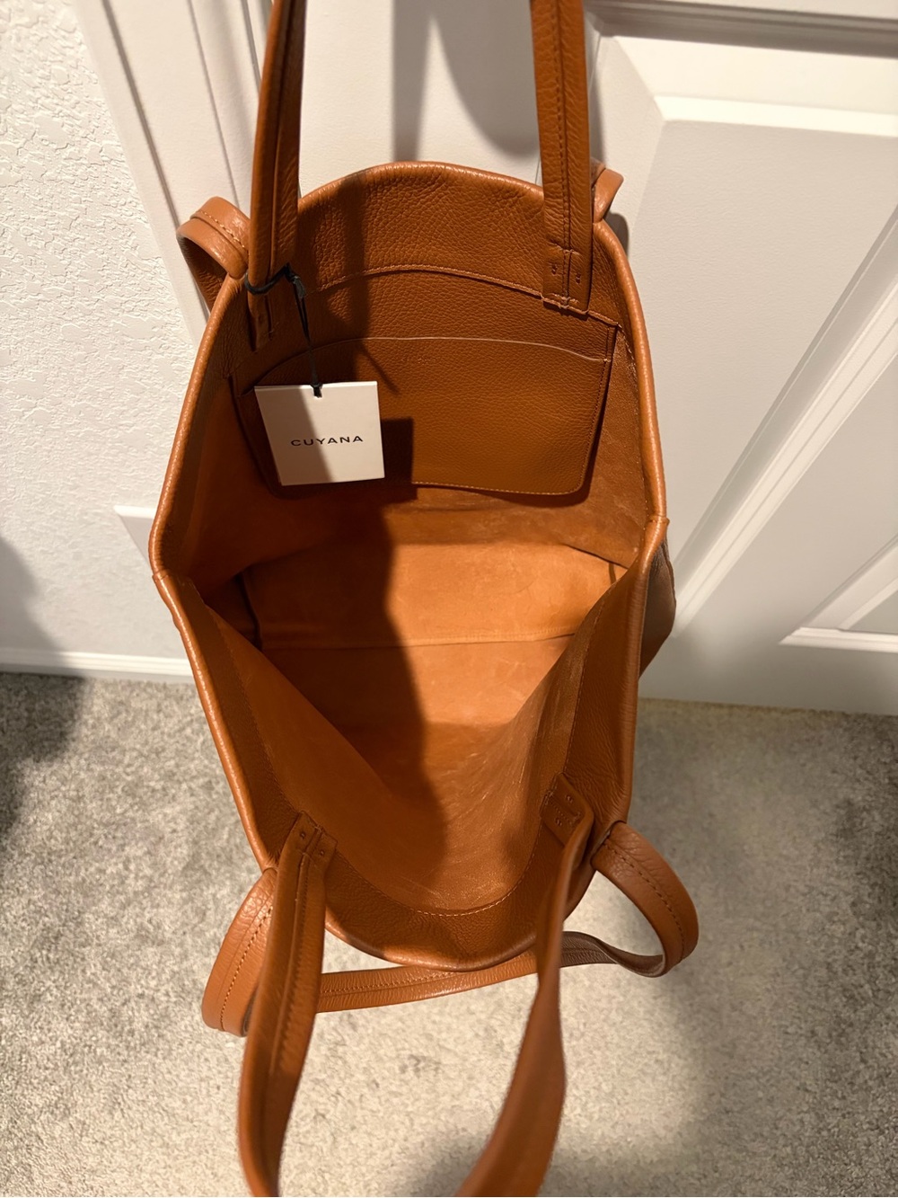 Cuyana Tall Large Leather Tote Bag in Cognac Brown - Picture 8 of 13